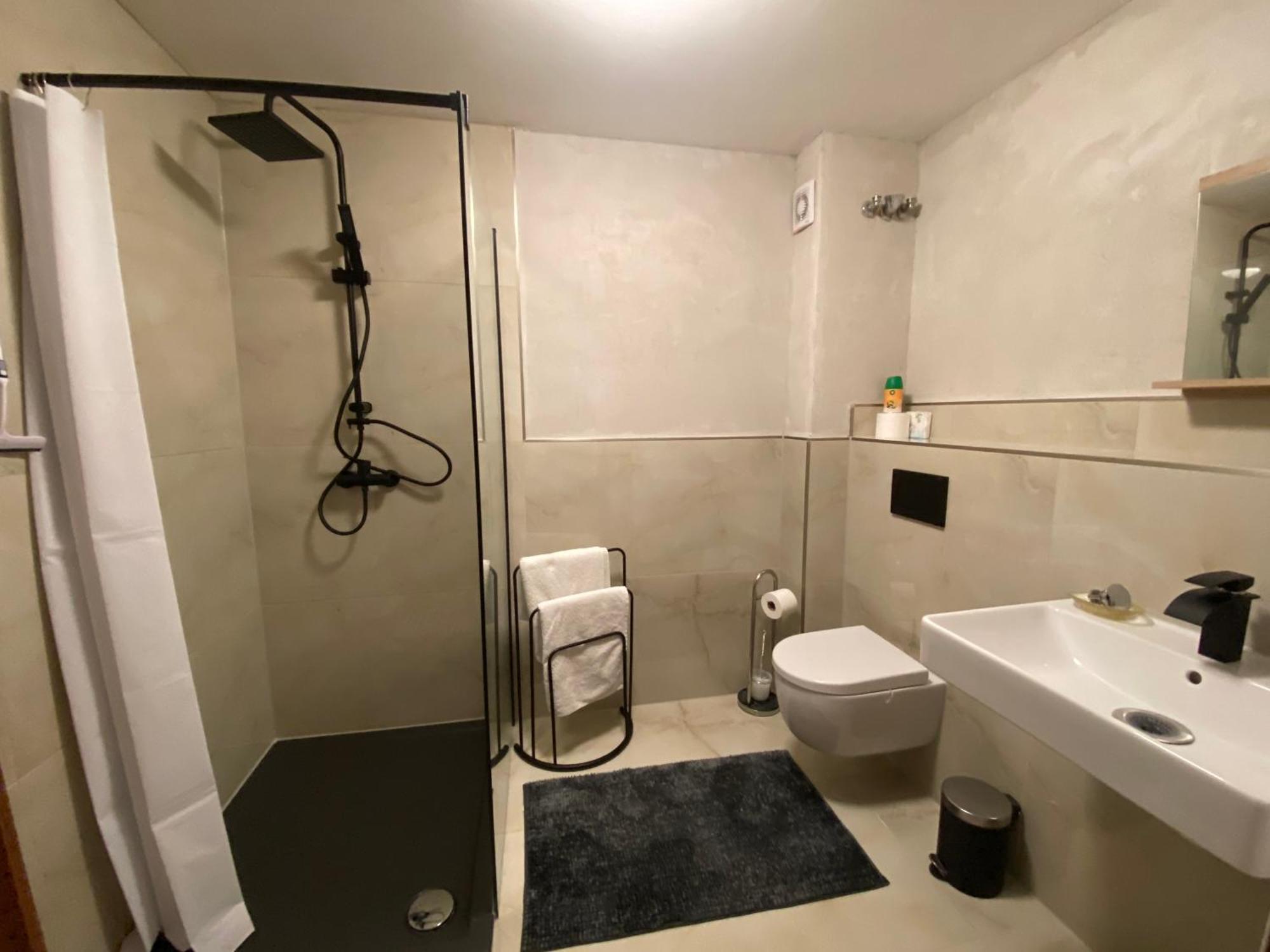 In Saarbruecken Stadtnahe Gemuetliche Wohnung Am Deutsch-Franzoesischen Garten Zewnętrze zdjęcie